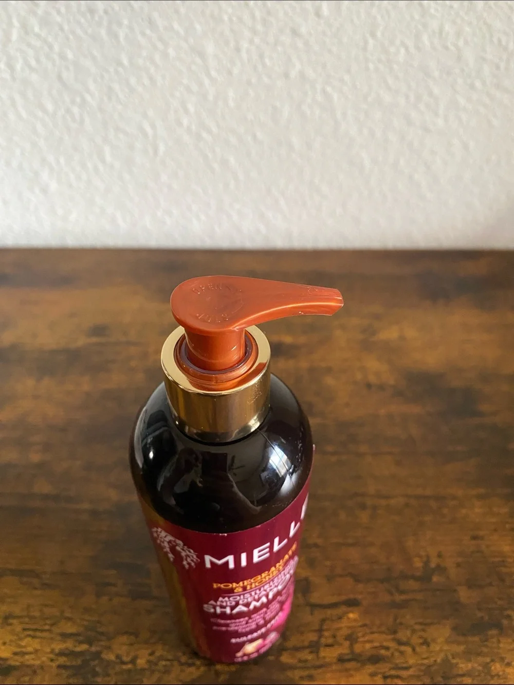 Mielle Pomegranate & Honey Moisturizing Detangling Shampoo
